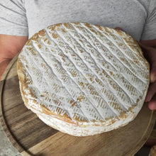 Load image into Gallery viewer, Triple Cream 1.2kg wheel | Tarago River