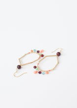 Load image into Gallery viewer, Salda Earrings
