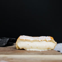 Load image into Gallery viewer, Washed Rind Cheese 4 Pack
