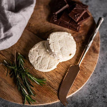 Load image into Gallery viewer, Stone and Crow Cheesemaker Pack
