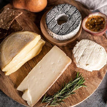 Load image into Gallery viewer, Stone and Crow Cheesemaker Pack
