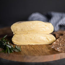 Load image into Gallery viewer, Stone and Crow Cheesemaker Pack
